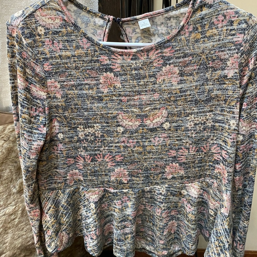 Ruffled crop top